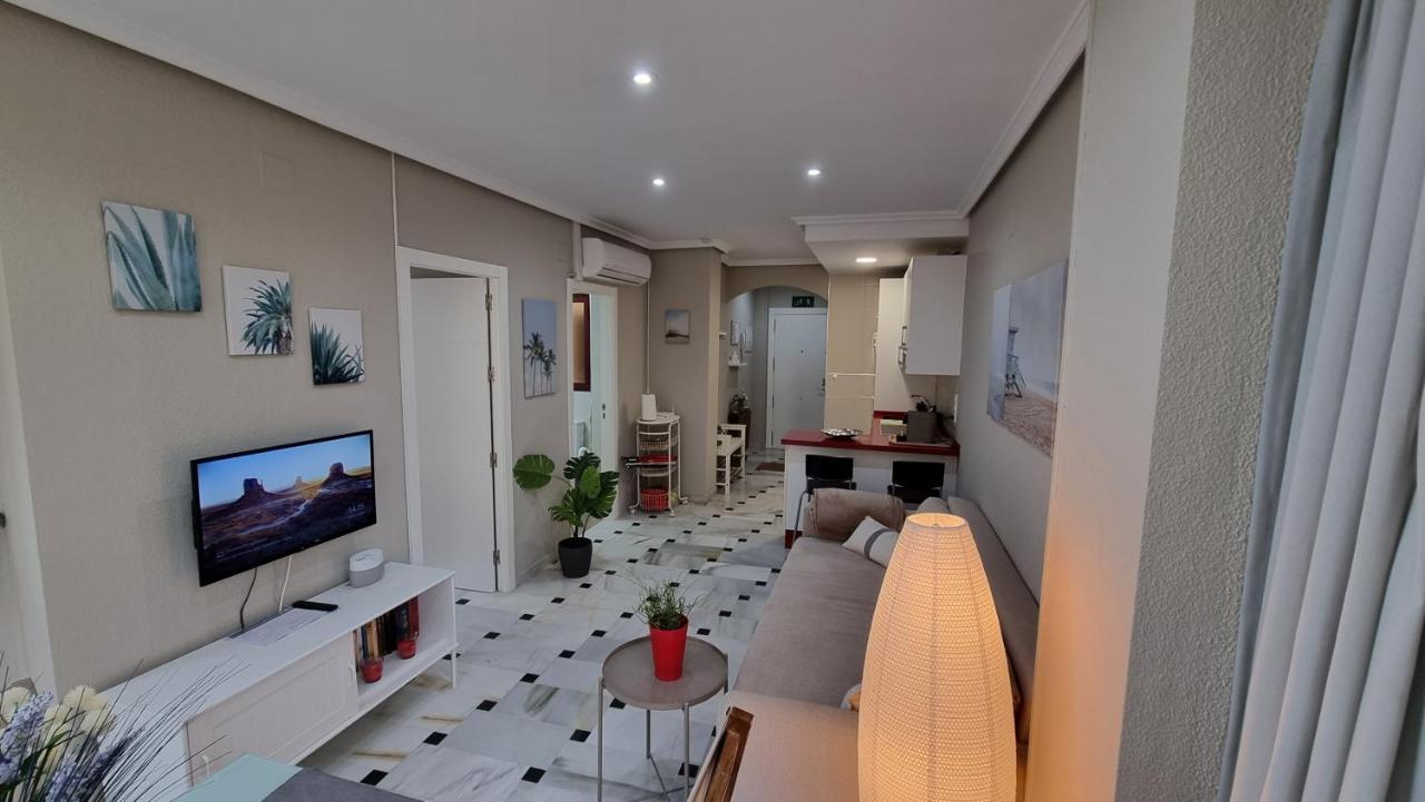 Super Holday Lubina Sol Mijas Beachfront Lägenhet Exteriör bild
