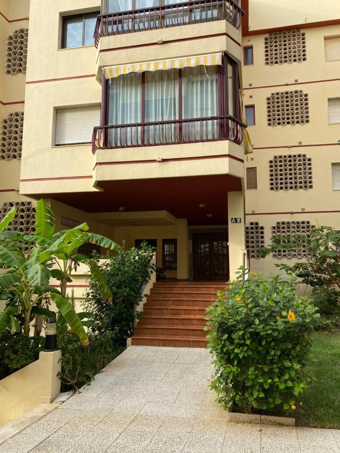 Super Holday Lubina Sol Mijas Beachfront Lägenhet Exteriör bild
