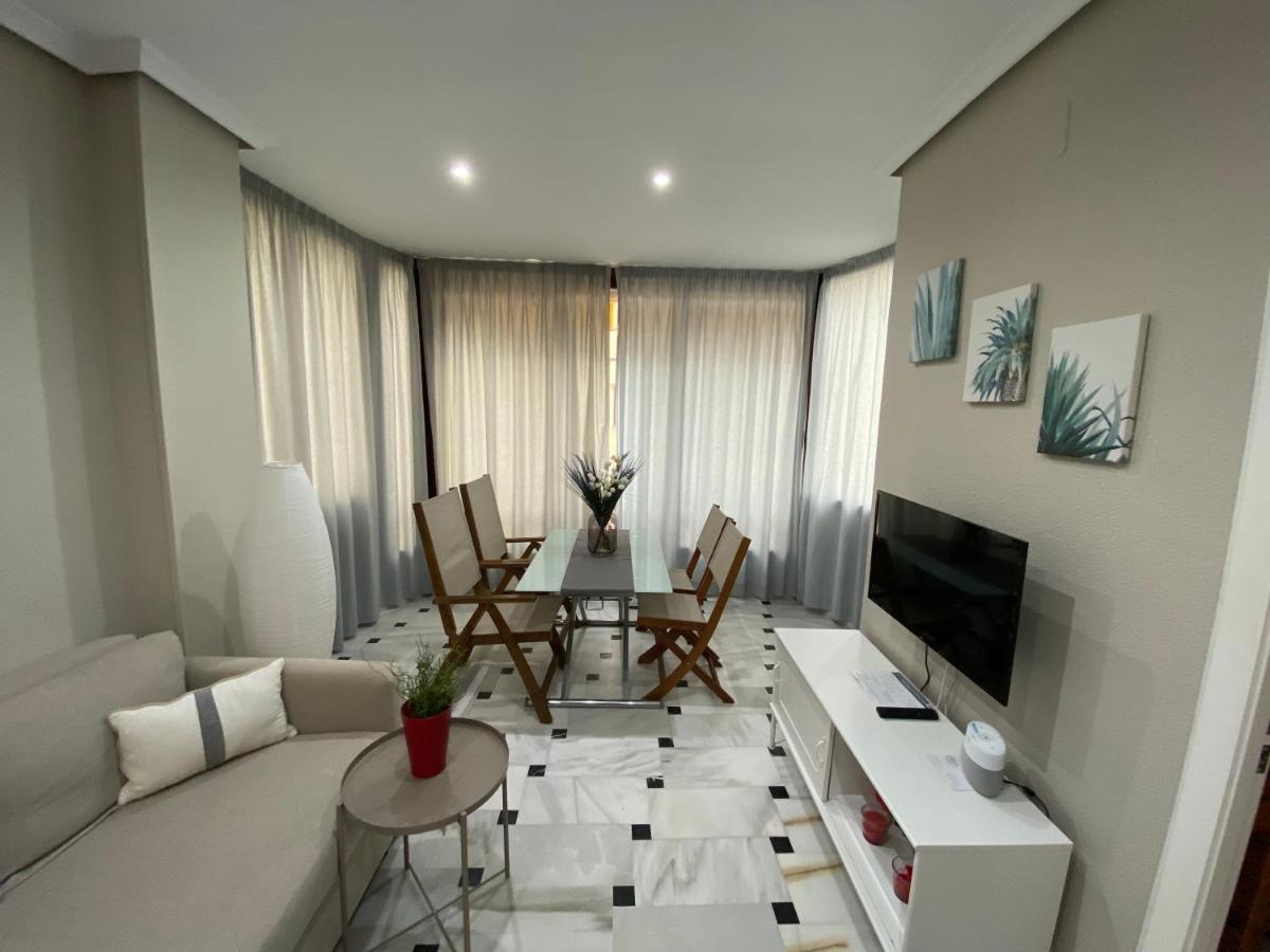 Super Holday Lubina Sol Mijas Beachfront Lägenhet Exteriör bild