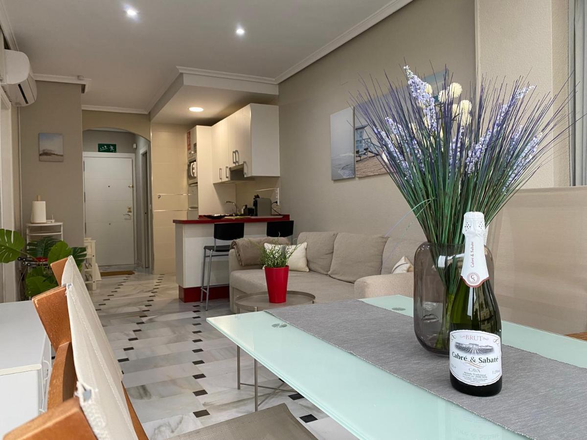 Super Holday Lubina Sol Mijas Beachfront Lägenhet Exteriör bild