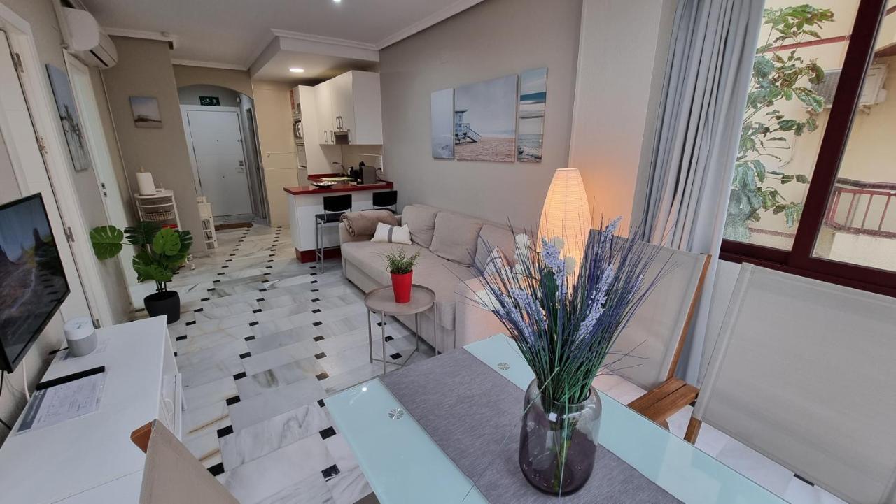Super Holday Lubina Sol Mijas Beachfront Lägenhet Exteriör bild